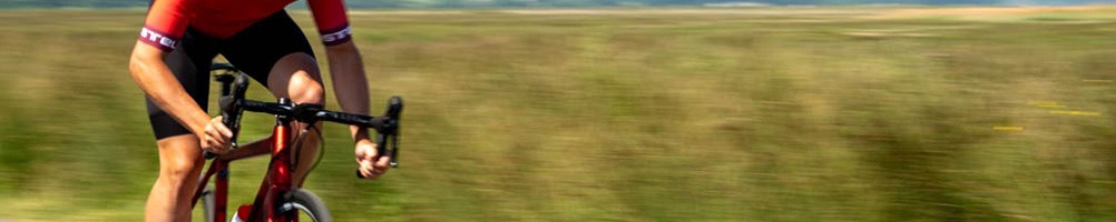 Road rider sprinting on an orro in castelli